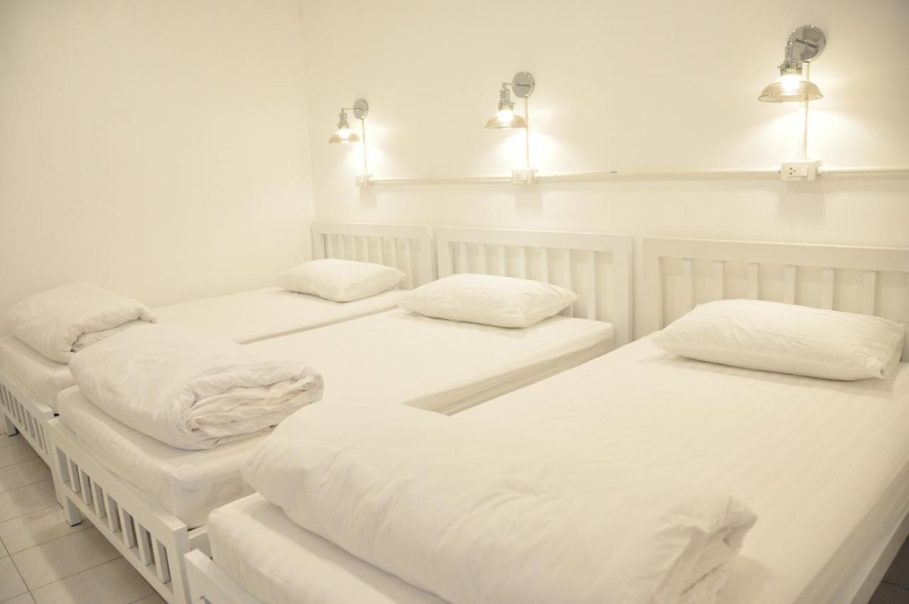 Zleepinezz Hostel Пра Након Си Аютая Екстериор снимка