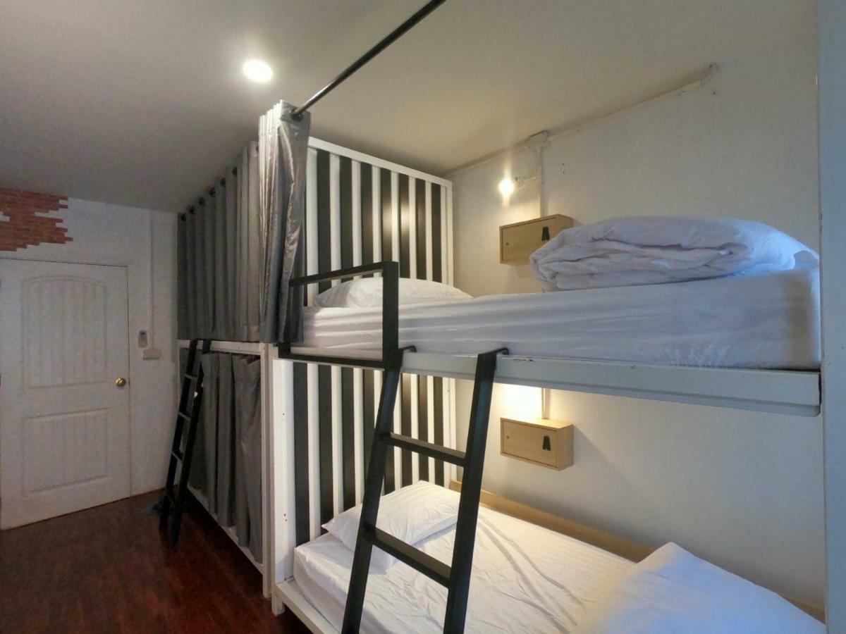 Zleepinezz Hostel Пра Након Си Аютая Екстериор снимка